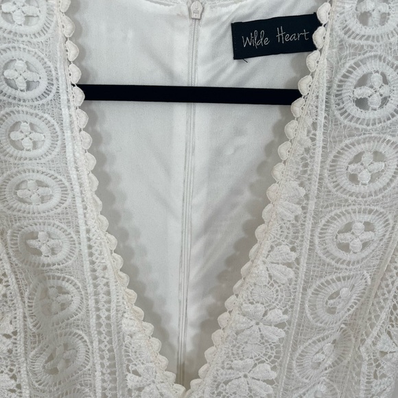 Lost in Lunar - Wilde Heart Laced Up Romper in White - Women’s Size Small - Picture 5 of 6